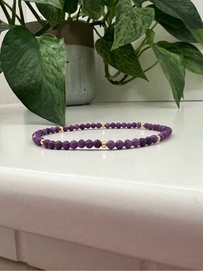 NWT Phosphosiderite Gemstone & 24K Gold Vermeil Bracelet 💜 Purple